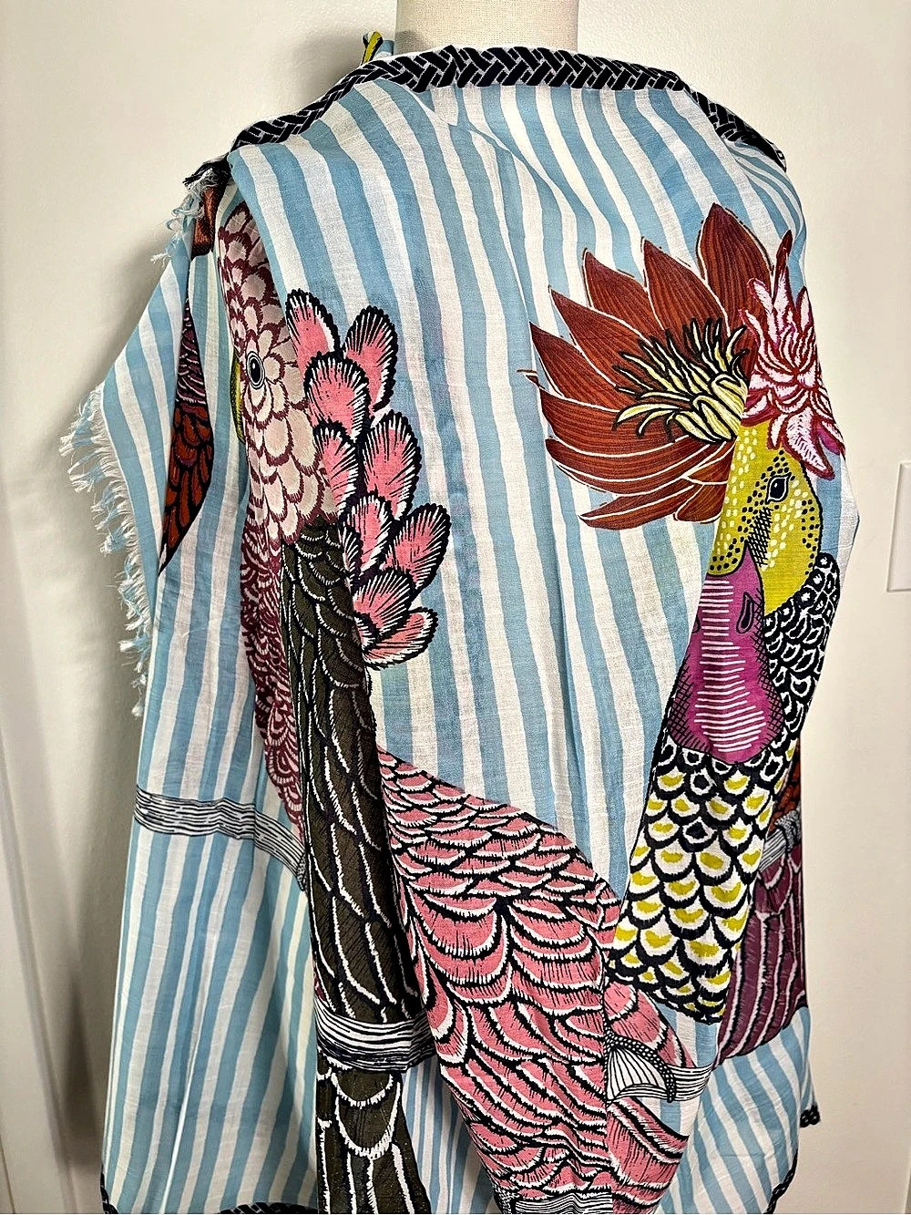 Inoui Editions Inouitoosh Oversized Cotton
Scarf Wrap Cockatoo Bird 38x76”